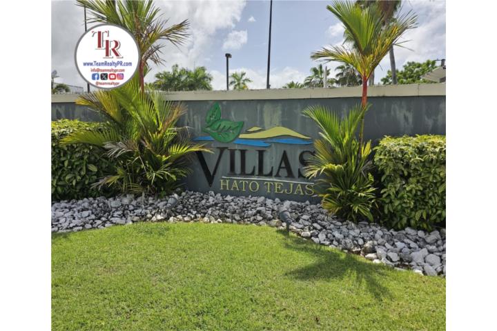 Condominio-Villas De Hato Tejas Espectacular Apartamento Walk-up en