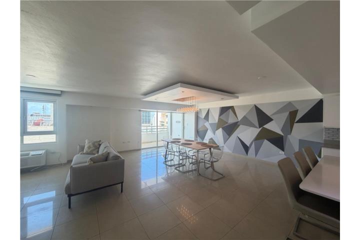 APARTAMENTO DE ESQUINA REMODELADO