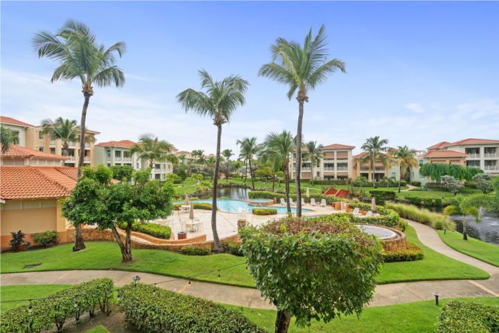 *Maralago Gem in Palmas*