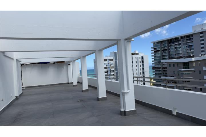 Condominio-Ocean View ***OCEAN VIEW PH-2 levels *** WITH CITY VIEW Apartamento en Carolina - Isla Verde
