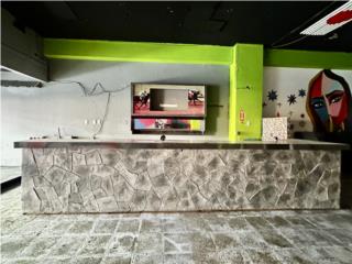Comercial #4 en Paseo Gautier BenÃ­tez, Caguas