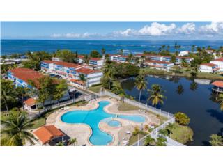 Condo Villas de Playa II- Walk to the Beach!