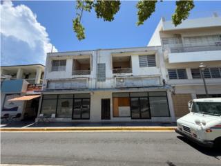 Comercial Frente Plaza Isabela
