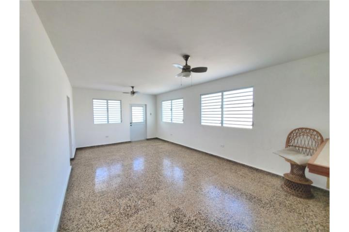 Urbanizacion-Monteflores/SagradoCorazón Muy Cerca del SAGRADO: AGUA/LUZ/AC/Balcón Apartamento en San Juan - Santurce