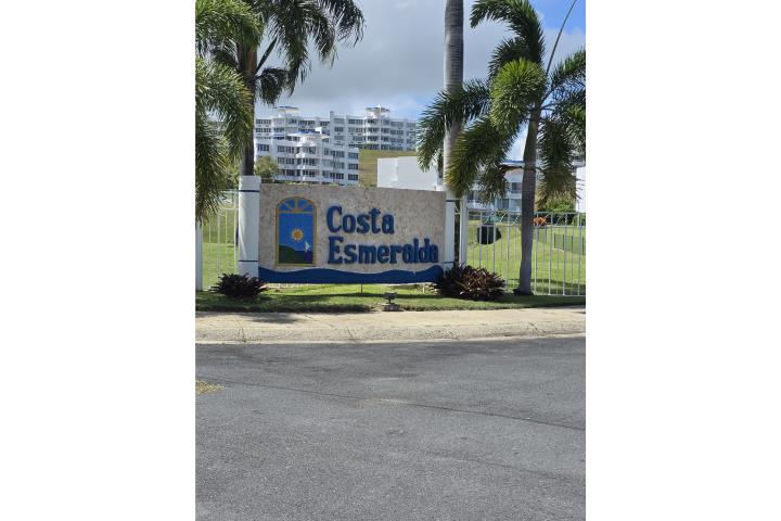 Cond. Costa Esmeralda