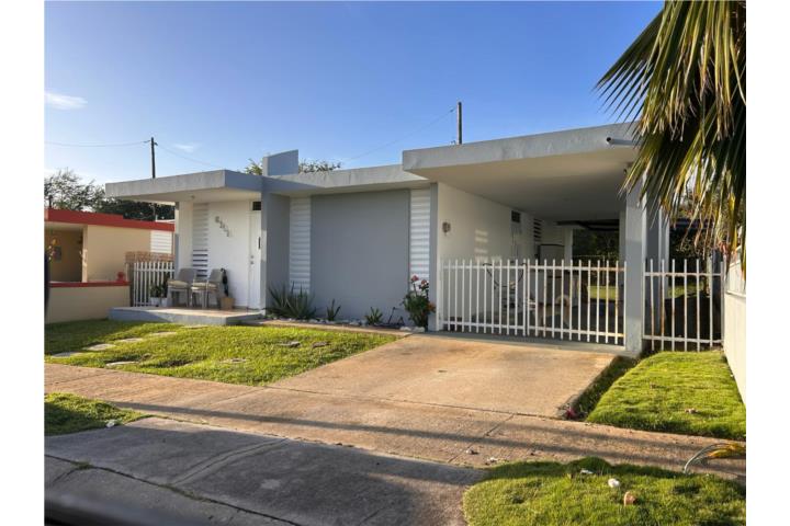 Casa en alquiler en Isabela  Urb. Costa Brav