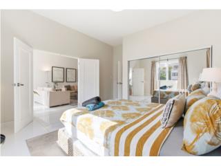 Furnished Penthouse Rental Condado | Parking
