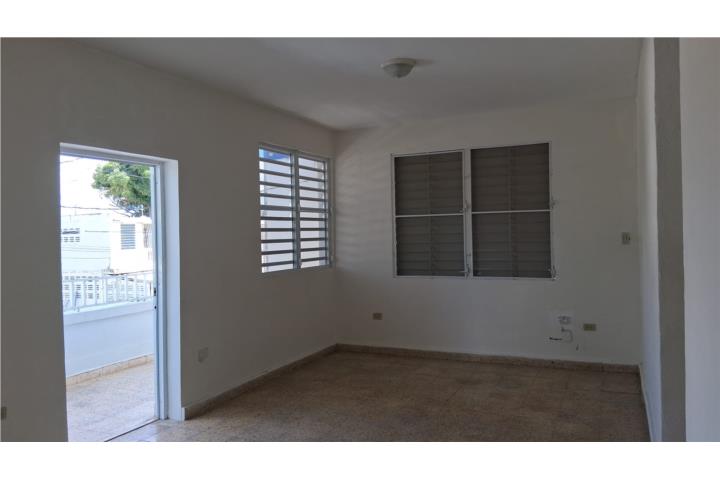 Apartamento en Río Piedras - 3 Cuartos 1 baño