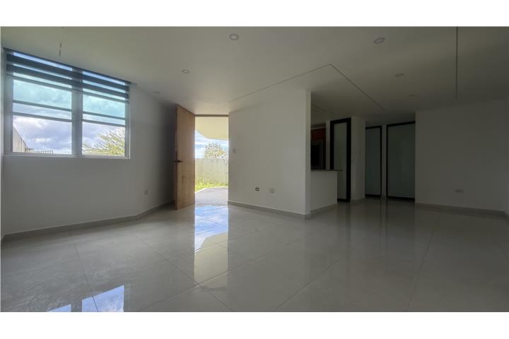 1er piso-GARDEN-Balcones de Monte Real