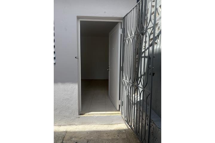 Primer piso con entrada independiente