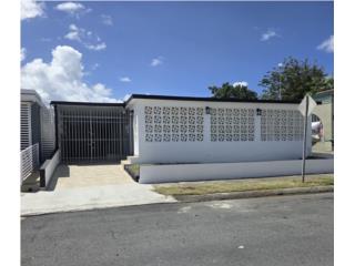 Urb. Villa Fontana, Casa Remodelada $1,300
