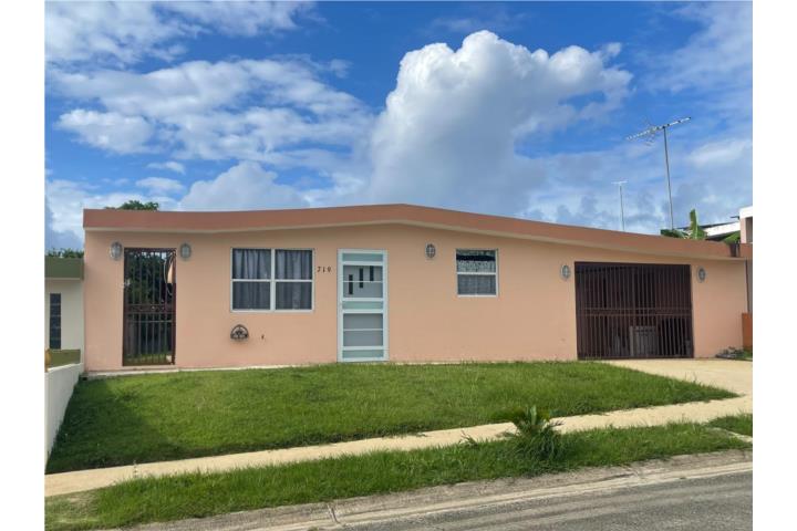 URB. VISTAS DE LUQUILLO