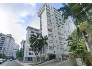 Great Location! 5 Min Walk to the Beach