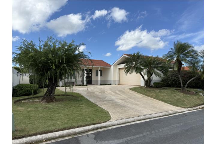 Exclusive Rental at Sabanera de Dorado