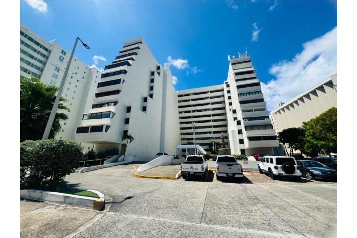 Cond. Mar de Isla Verde, Carolina