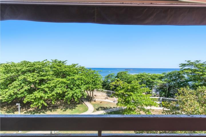 Remodelado, Amueblado y Frente al Mar