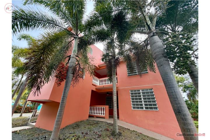 Spacious 3 beds apt with utilities included