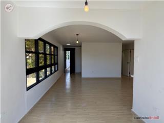 Fully Renovated /Location/ Privacy /4th Floor
