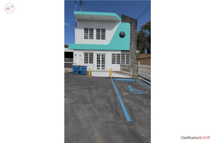 SE ALQUILA PROPIEDAD COMERCIAL EN AGUADILLA