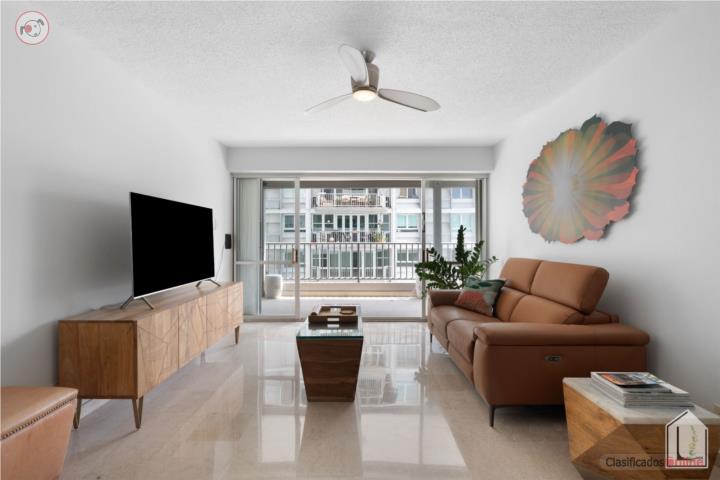 King's Court 81 2Be/1Ba, Renovated, Beachside