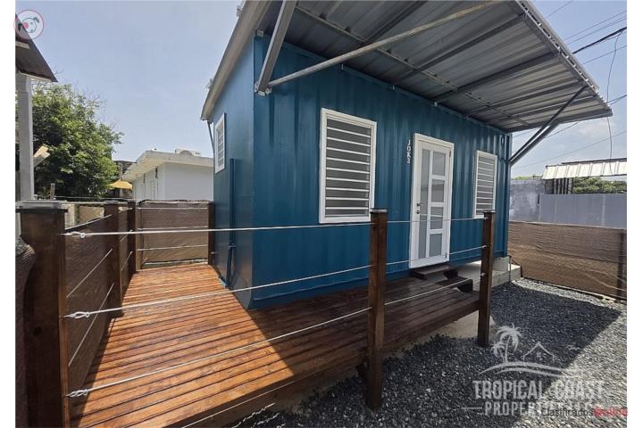 Studio in downtown Isabela retreat