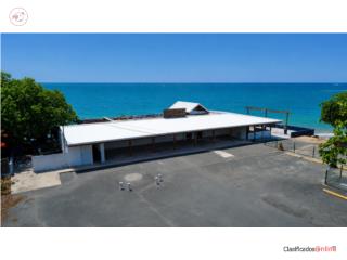 RESTAURANTE, FRENTE AL MAR, AMPLIO PARKING