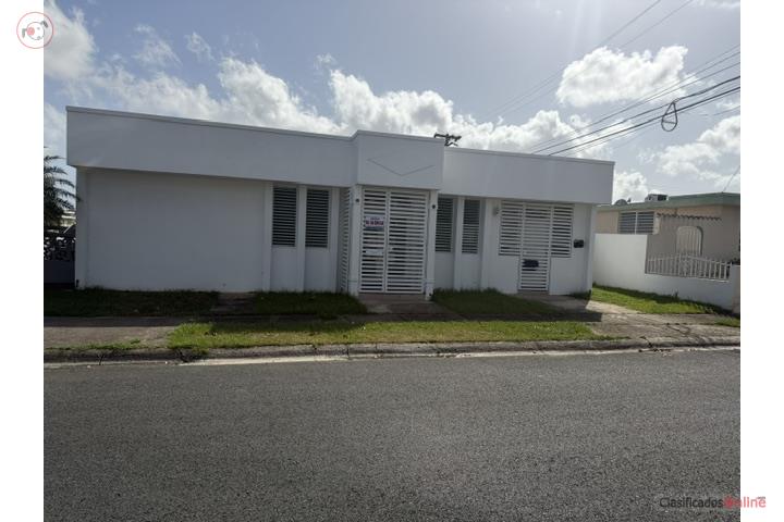 Urb. Santa Rosa Bayamón