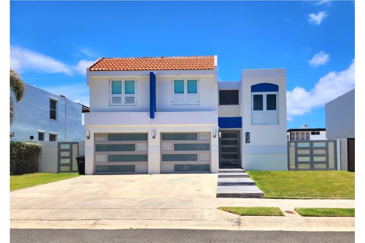 VILLAS DE LA PLAYA, 2 NIVELES, HERMOSA!!!