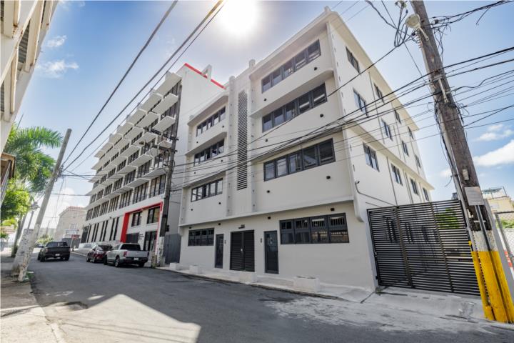 FULLY RENOVATED 2BD,2BA+ FULL GENERATOR