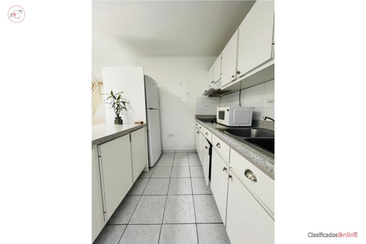 URB. SABANA GARDENS, APT SEGUNDO NIVEL