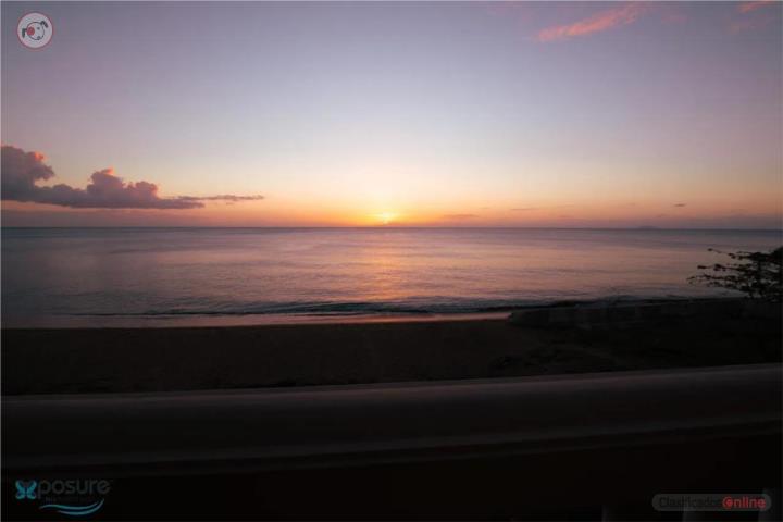 Sol y Playa, Rincón - Penthouse 4H/2.5B con V
