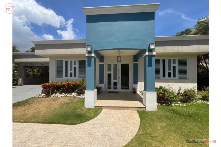 Beautiful Home Furnished Ready to Move In