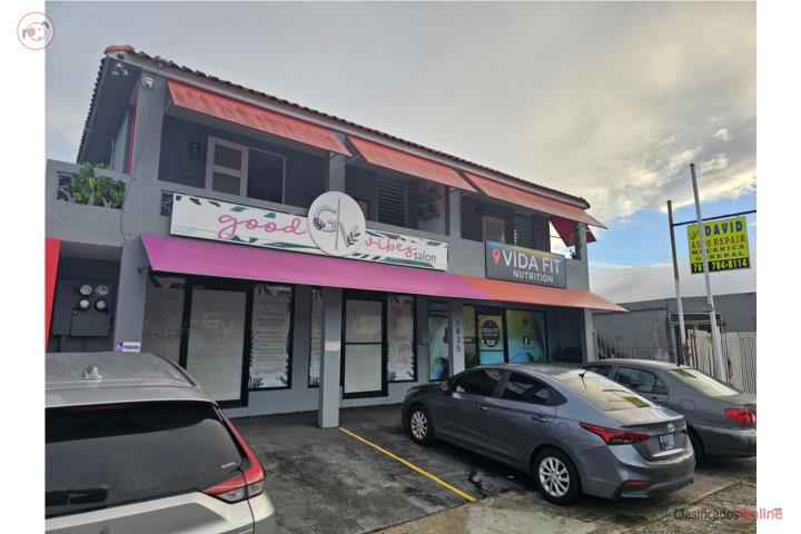 Apt Levittown de 1 y 1 amplio $675