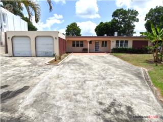 ESPACIOSA RESIDENCIA CON EXCELENTE UBICACIÓN