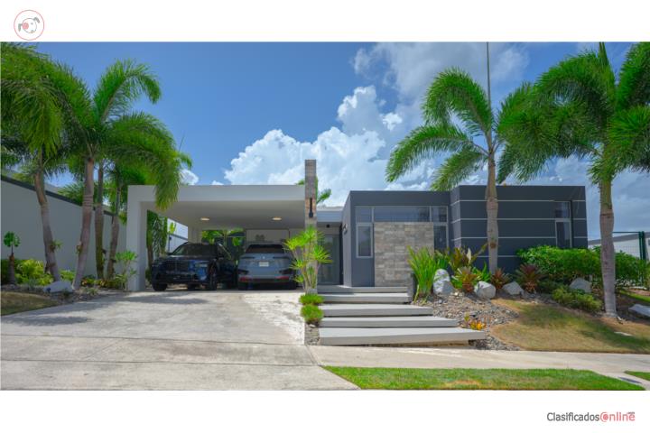 Casa con Terraza y Piscina en Urb.Belair