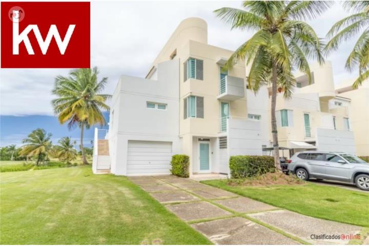 URB. VILLAS DEL GOLF, CASA EN DORADO