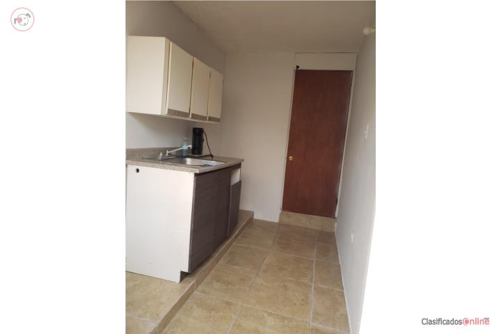 Levittown Apartamento 1cuarto Agua y luz $585