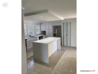 Condado Townhouse 2 bd, 2.5 baths