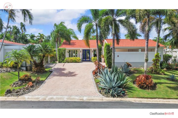 SABANERA REMODELED VILLA CARBIA TURN KEY!
