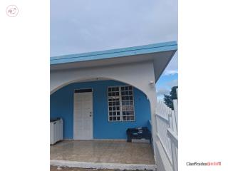 2 Bedroom 1 Bathroom street level for rent