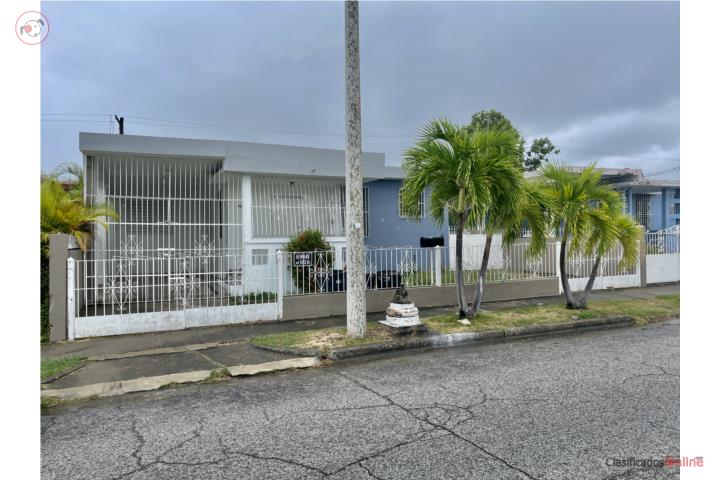 Ext. Mariani Calle Dr. Manuel Zeno Gandia