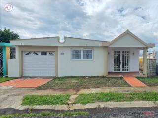 Live Close to Everything in Valle Hermoso