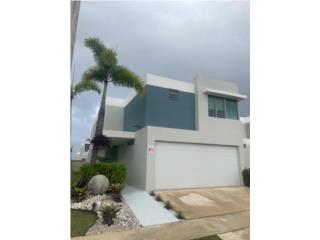 Puerto Rico - Bienes Raices VentaFor Sale - Modern 2-Story Residence 4/2.5 Puerto Rico
