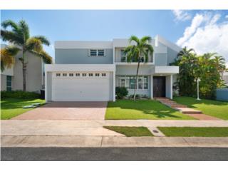 Puerto Rico - Bienes Raices VentaCharming Two-Story Home in Paseo del Sol Puerto Rico