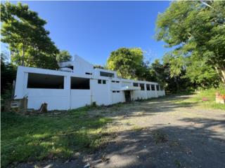 Puerto Rico - Bienes Raices VentaAntigua Escuela / Iglesia - 8500 p2, 3000 mt2 Puerto Rico