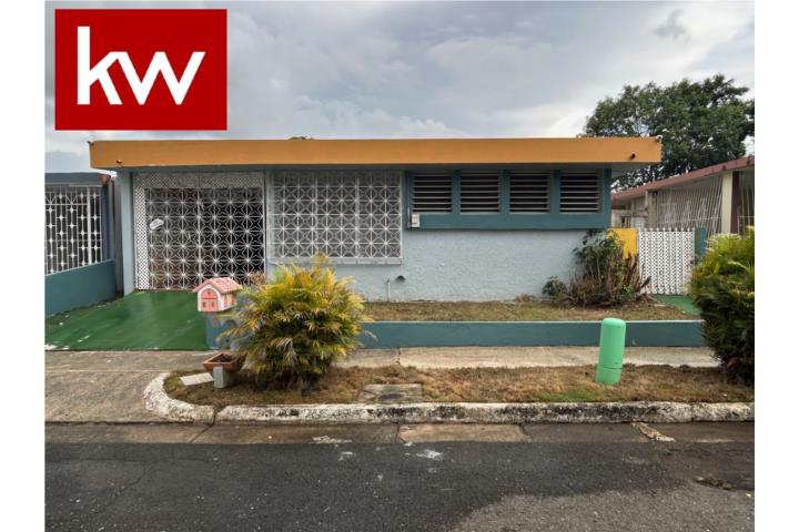 Jardines De Carolina