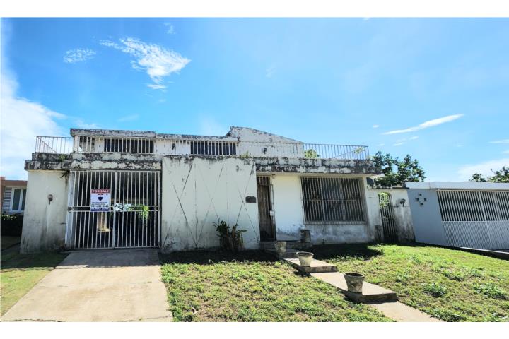 Crown San Juan - Río Piedras