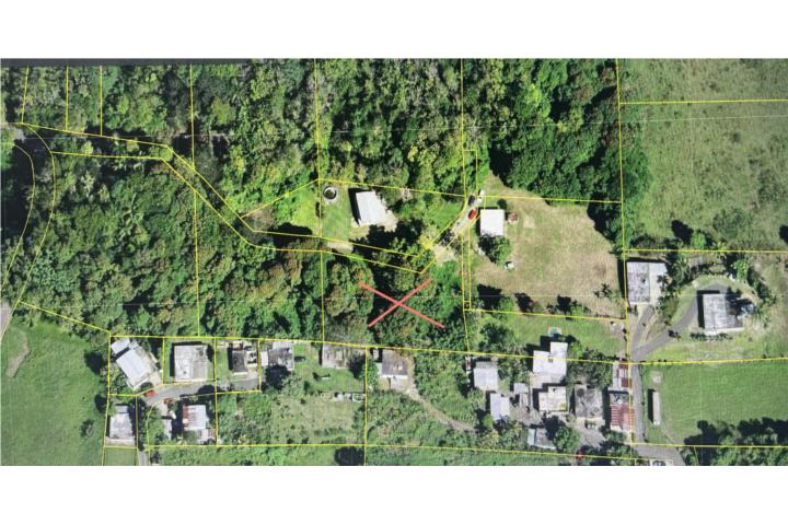 Solar de 2,236 m2 en Sabana Hoyos, Arecibo