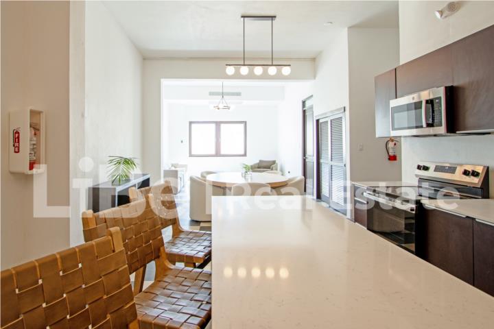 254-256 San Francisco, Apt 303, 2 hab, 2 bath