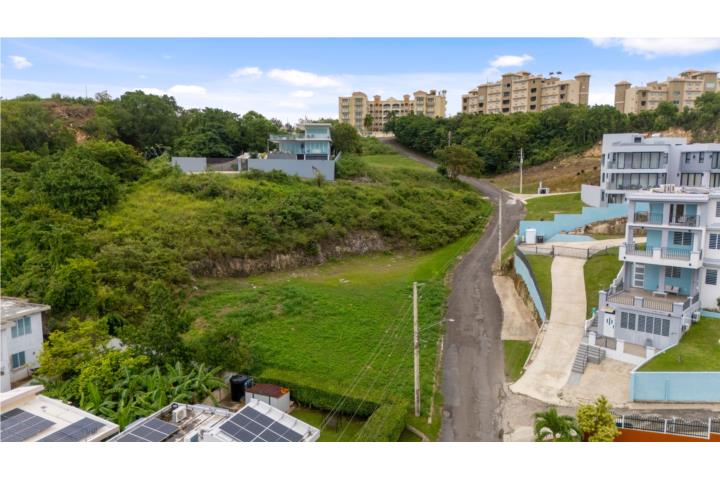 Opportunity in Aguadilla! Lot in the Bo.